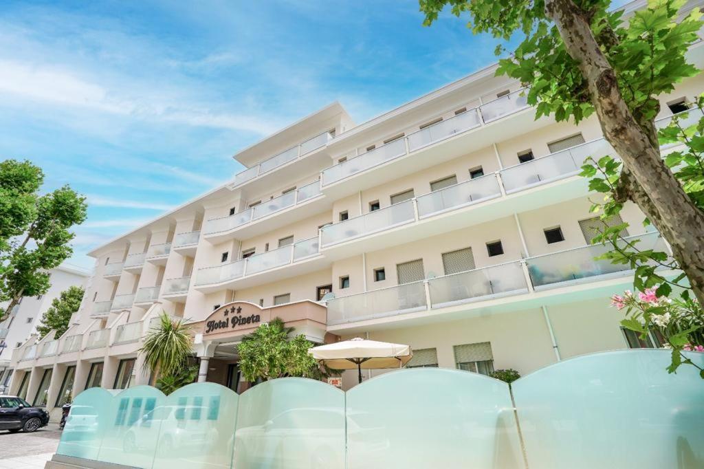 Hotel Pineta Беллария-Иджеа-Марина Экстерьер фото