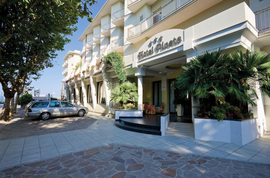 Hotel Pineta Беллария-Иджеа-Марина Экстерьер фото